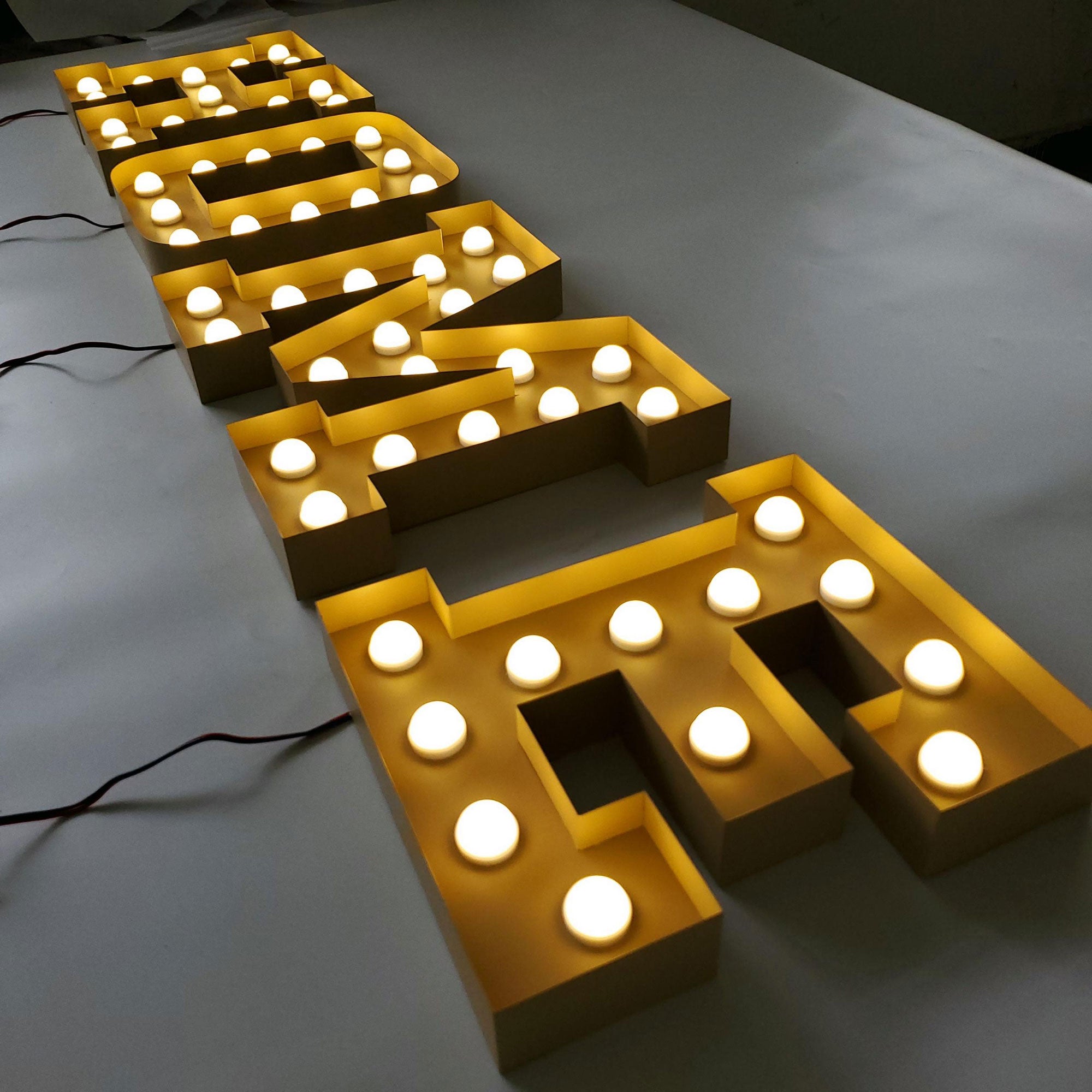 Customized Marquee Letters Sign Party Decoration Led Bulbs Sign Giant