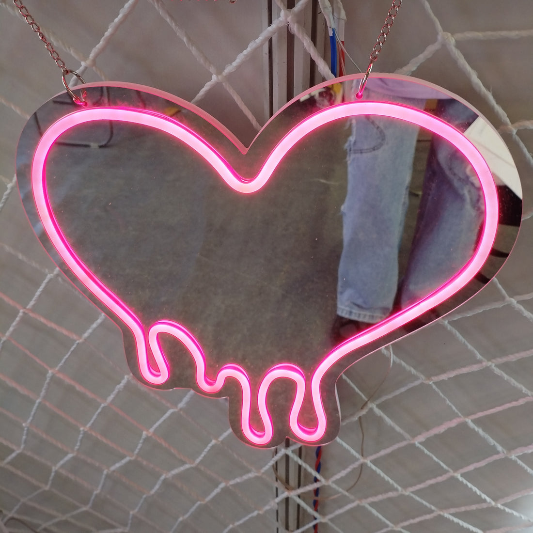 Melting Heart Neon Mirror Light, Makeup Mirror With Light, Lovely Pink Decoration for Girl Room, Personalized Gift for Her