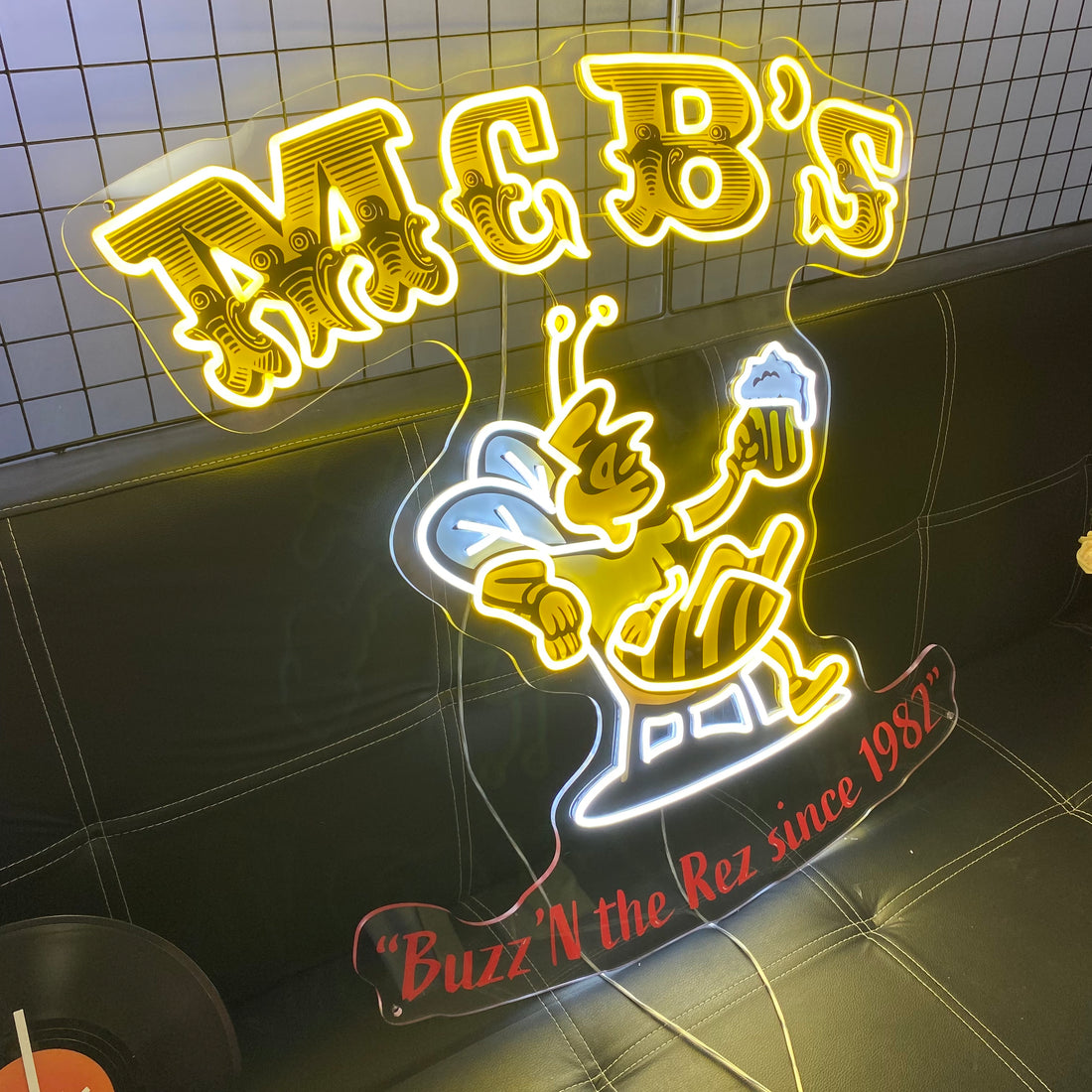 Custom Bee - themed Neon Sign,vibrant yellow Neon Light,Store decorations,perfect for bars, pubs,and casual dining spots