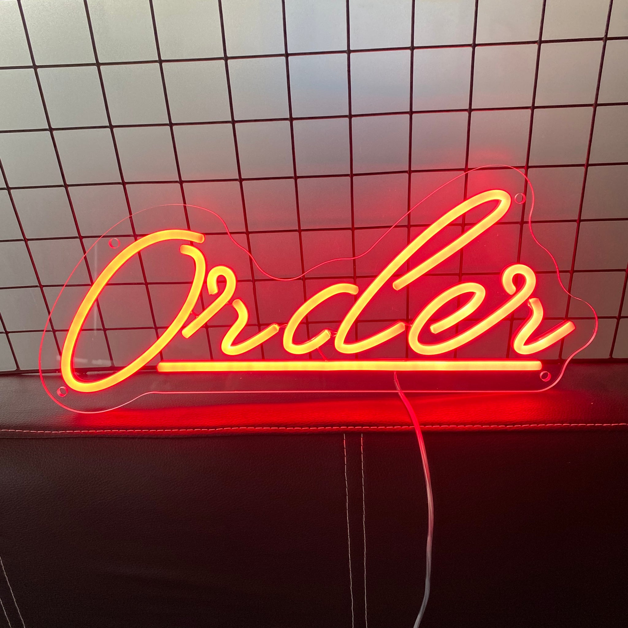 ORDER Neon Light Elegant Red Script for Shop or Kitchen / Insegna al Neon “Order” Stile Elegante per Negozio o Cucina