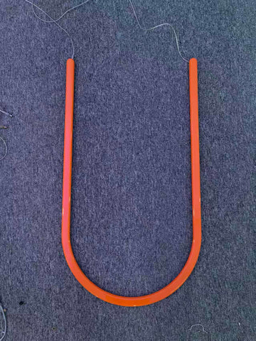 "U "
