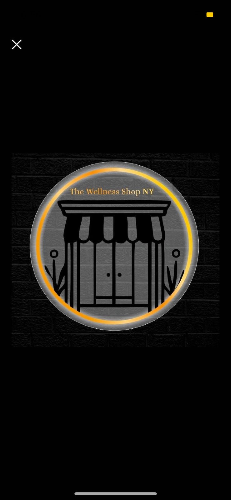 Spray frosted acrylic
Black acrylic
Golden metal ring and letters
Rgbic light