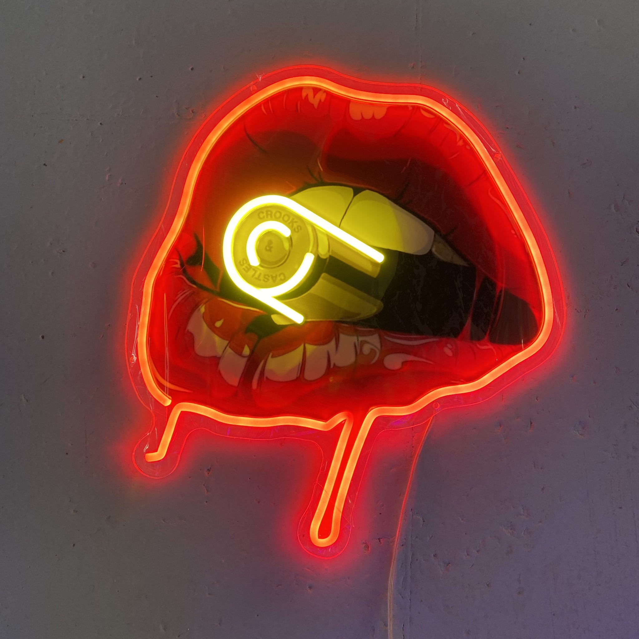 Sexy Lips Neon Sign – Lipstick in Mouth LED Light, Glam Wall Art, Beauty Salon & Bedroom Decor, Aesthetic Night Light