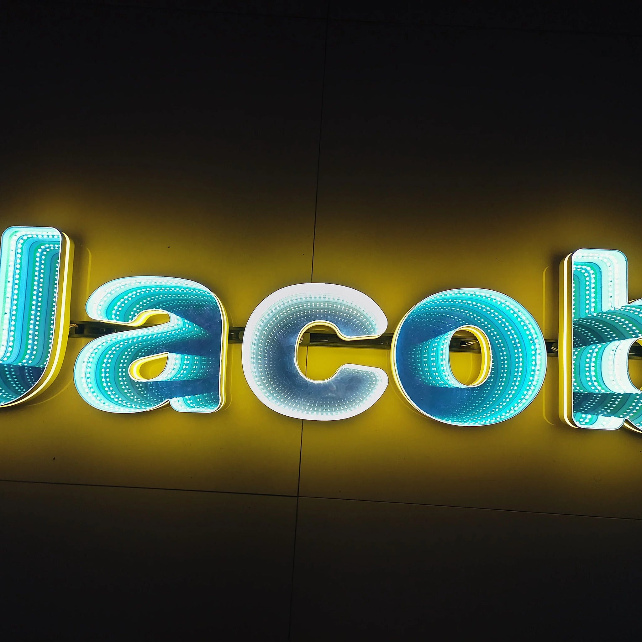 Toysign 3D Name Logo LED Infinity Mirror, Custom Business Logo Sign, Infinity Mirrors Letter, Wall Mounted Infinity Mirror Light