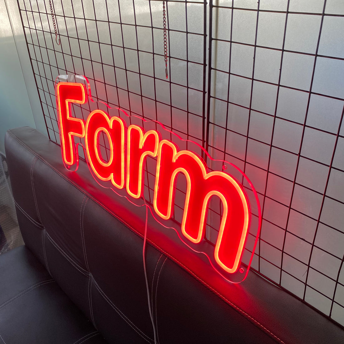 Farm Neon Sign Red LED Light – Rustic Farmhouse Decor, Custom Neon Sign for Wall, Red Neon Word Sign for Bedroom, Bar, Business, Kitchen, Vintage Farm Theme Decor