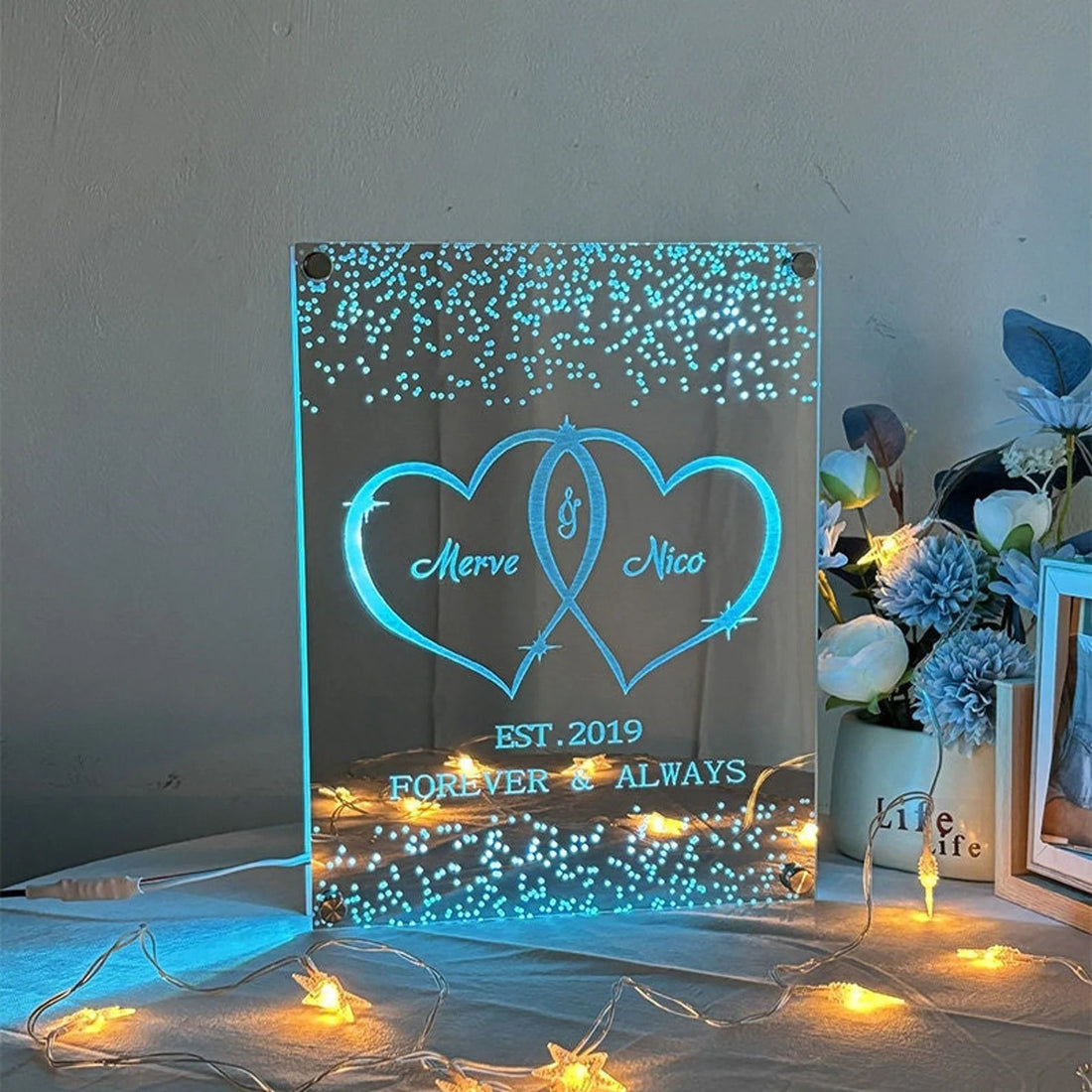 Custom Heart Mirror Sign - Personalized Mirror Sign with Couple Names and Text - Custom Mirror Night Light - Wall Decor - Best Wedding Gift, Birthday Gift for Couples